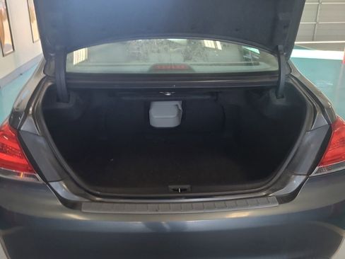 Used 2012 Toyota Avalon image 18