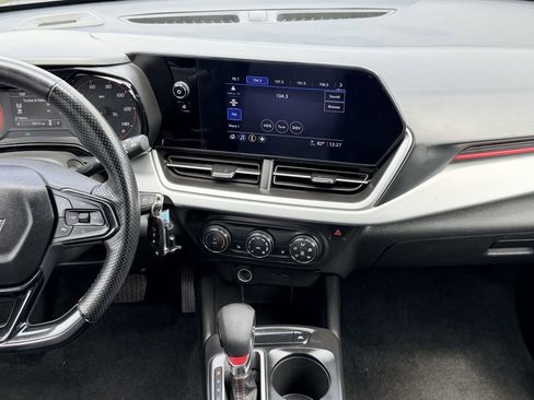 Certified 2024 Chevrolet Trax RS image 15