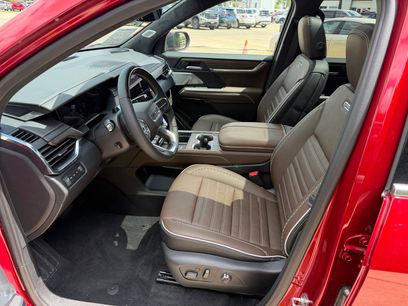 New 2026 GMC Acadia Denali Ultimate w/ LPO, Floor Liner Package