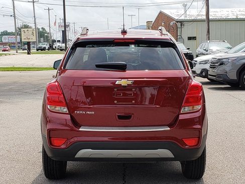 Used 2022 Chevrolet Trax LT w/ Driver Confidence Package AWD/4WD image 4
