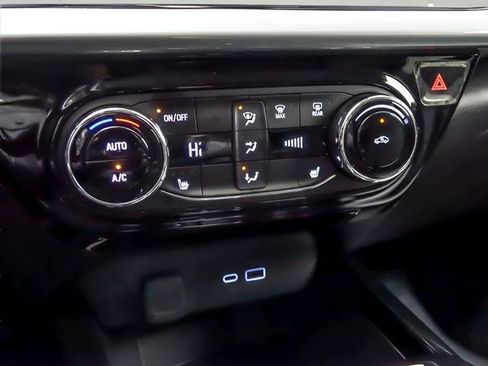 Used 2026 Chevrolet Trax LT w/ Driver Confidence Package image 19