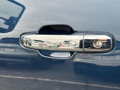 Certified 2023 GMC Sierra 3500 Denali w/ Denali Ultimate Package image 13