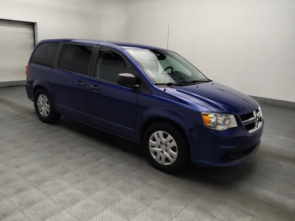 Used 2019 Dodge Grand Caravan SE w/ UConnect Hands-Free Group FWD image 11