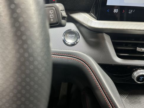 Used 2025 Ford Explorer ST-Line w/ ST-Line Street Pack image 19