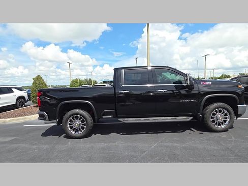 New 2026 Chevrolet Silverado 2500 LTZ w/ LTZ Premium Package AWD/4WD image 19