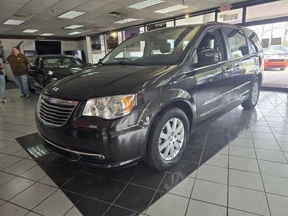 Used 2015 Chrysler Town & Country Touring w/ Driver Convenience Group