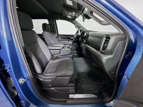 Used 2024 Chevrolet Silverado 1500 LT image 30
