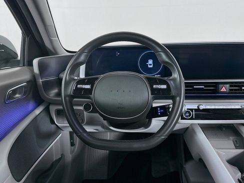 Used 2024 Hyundai Ioniq 6 SEL image 18