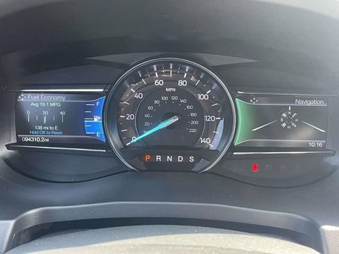 Used 2018 Ford Explorer Limited AWD/4WD image 20