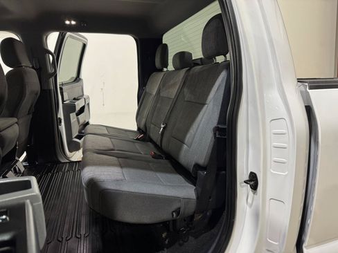 Used 2022 Ford F150 XLT w/ Equipment Group 301A Mid AWD/4WD image 18