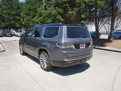 Used 2022 Jeep Grand Wagoneer Series II w/ Convenience Group III AWD/4WD image 21