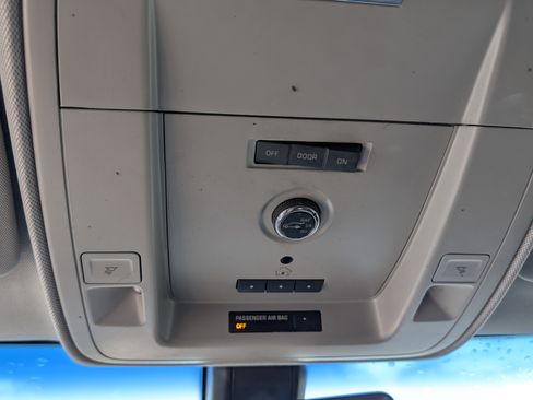 Used 2015 GMC Yukon SLE w/ Convenience Package image 19