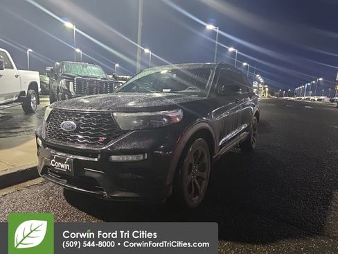 Used 2020 Ford Explorer ST w/ ST Street Pack image 6