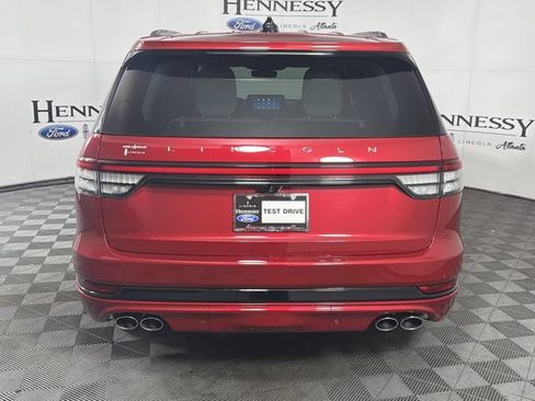 Certified 2025 Lincoln Aviator Reserve w/ Equipment Group 201A AWD/4WD image 21