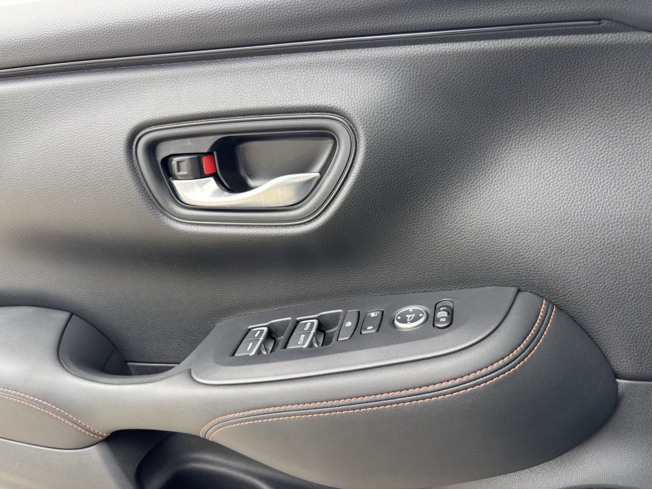 Certified 2024 Honda HR-V Sport image 19