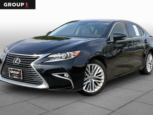 Used 2016 Lexus ES 350 w/ Ultra Luxury Package FWD image 1