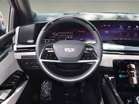 New 2026 Cadillac Escalade Sport w/ Touring Package AWD/4WD image 14