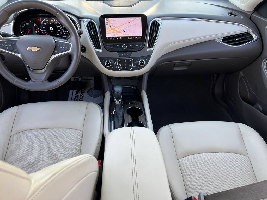 Used 2024 Chevrolet Malibu LT FWD image 16