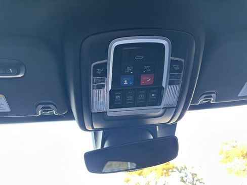 Used 2023 RAM 1500 Laramie image 29