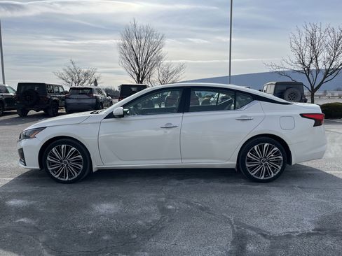 Used 2024 Nissan Altima 2.5 SL image 3