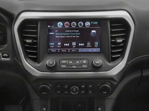 Used 2018 GMC Acadia Denali w/ Technology Package image 13