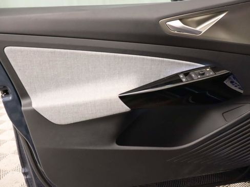 Certified 2023 Volkswagen ID.4 Pro RWD image 18