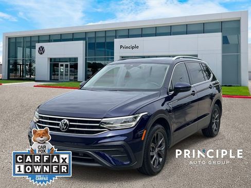 Certified 2023 Volkswagen Tiguan SE w/ Panoramic Sunroof Package FWD image 1