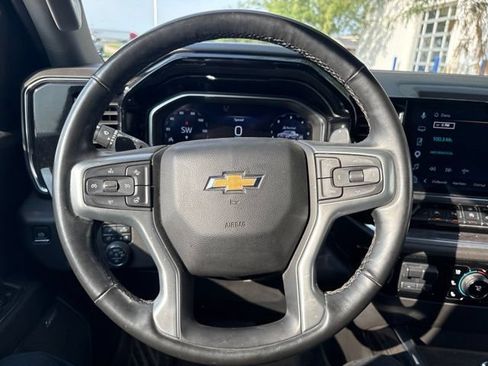 Used 2024 Chevrolet Silverado 1500 LTZ AWD/4WD image 13