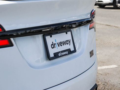 Used 2023 Tesla Model X Plaid image 10