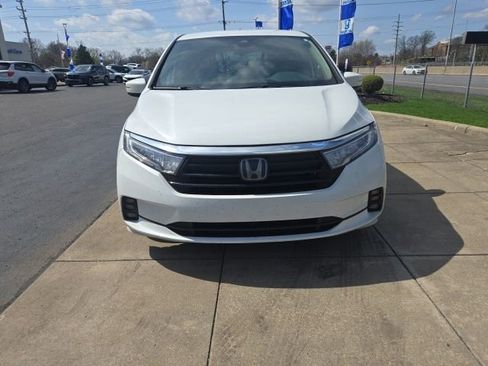 Used 2022 Honda Odyssey EX image 2