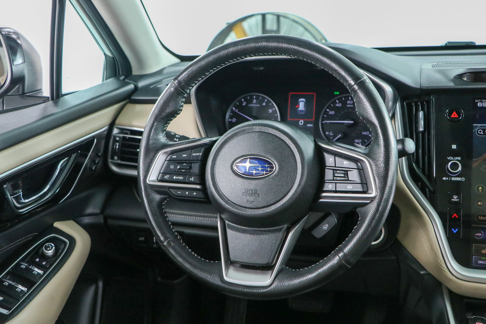 Used 2023 Subaru Outback Limited AWD/4WD image 12