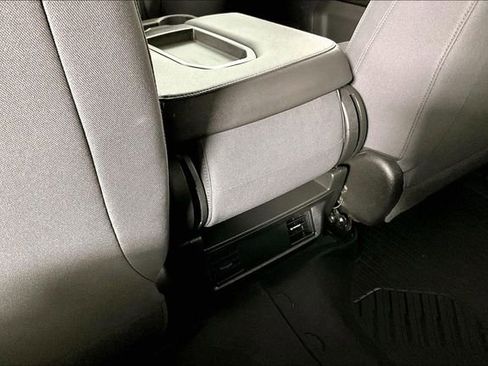 Used 2021 Chevrolet Silverado 1500 Custom Trail Boss image 35