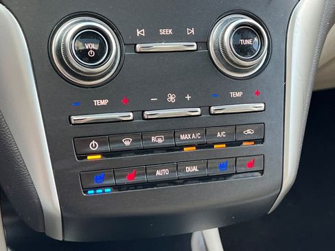 Certified 2019 Lincoln MKC Reserve w/ MKC Technology Package FWD image 22