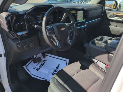 Certified 2025 Chevrolet Silverado 1500 LT image 10