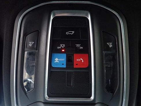 Used 2024 Jeep Grand Cherokee L Laredo image 23