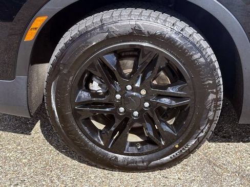 Used 2021 Chevrolet Blazer LT AWD/4WD image 10