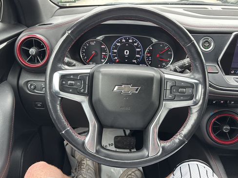 Used 2019 Chevrolet Blazer RS w/ Sun and Wheels Package AWD/4WD image 25