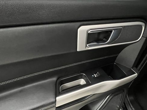 Used 2024 Ford Explorer XLT w/ Equipment Group 202A image 47