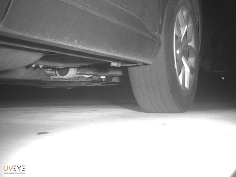 Used 2024 Honda CR-V LX image 9
