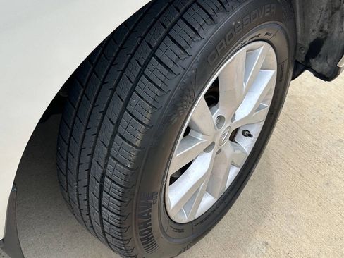 Used 2012 Nissan Murano SV FWD image 25