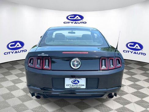 Used 2014 Ford Mustang Coupe RWD image 5