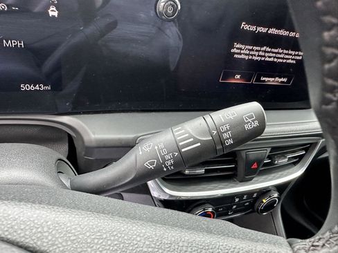 Used 2024 Buick Encore GX Sport Touring image 26