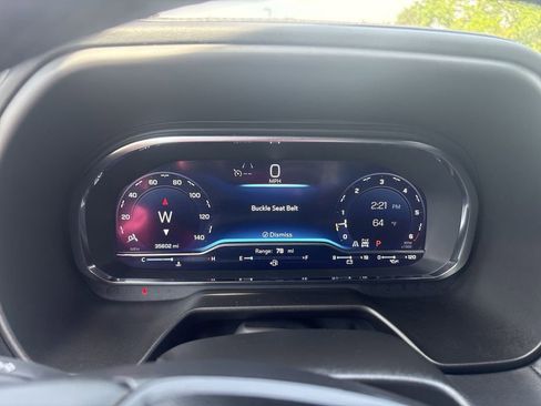 Certified 2024 Chevrolet Tahoe Z71 w/ Luxury Package AWD/4WD image 11