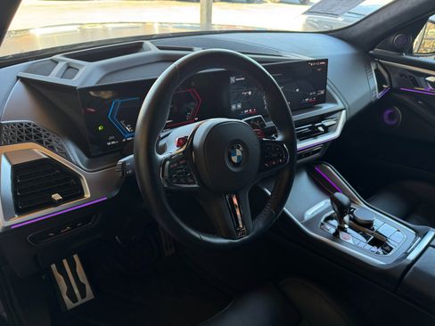 Used 2024 BMW XM image 18