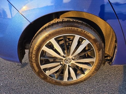 Used 2018 Honda Fit EX image 33