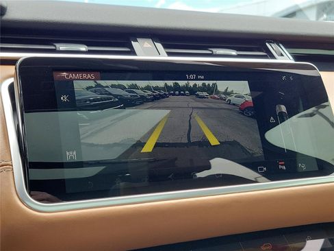 Used 2020 Land Rover Range Rover Velar R-Dynamic HSE AWD/4WD image 29