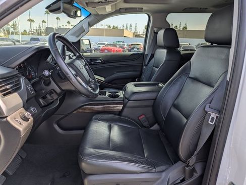 Used 2018 Chevrolet Suburban LT AWD/4WD image 16