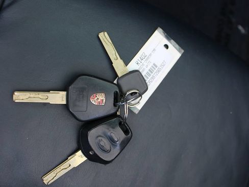 Used 2002 Porsche 911 Cabriolet image 16