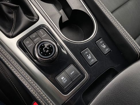 Used 2023 Nissan Maxima SL image 18