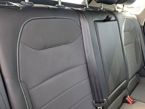 Used 2022 Volkswagen Taos SE image 23